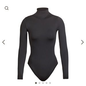 Skims Essential Mock Neck Long Sleeve Bodysuit